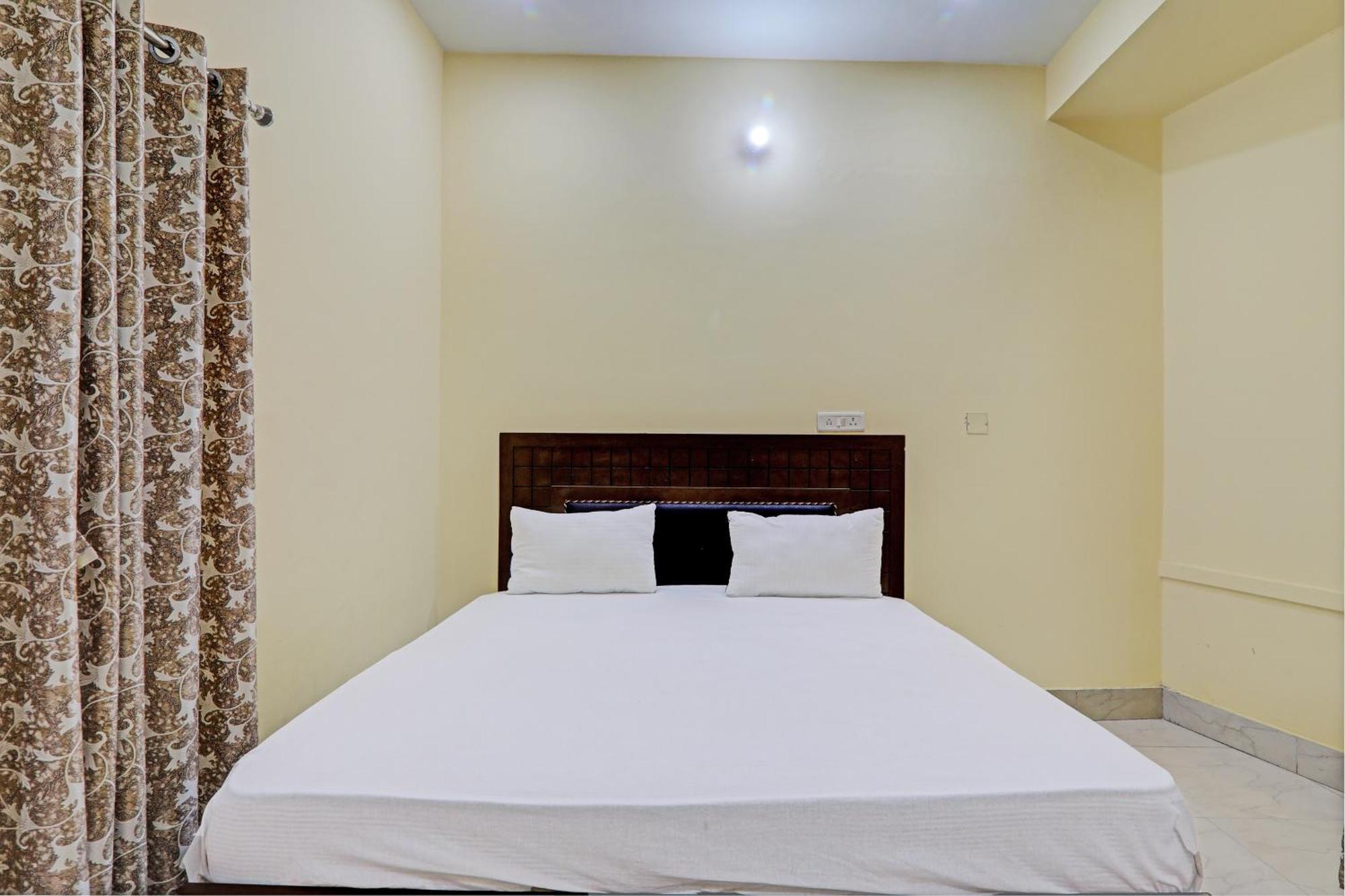 Hotel O Home Singhs Delight Bénarès Extérieur photo